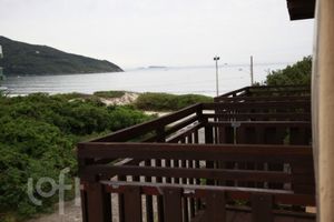 Image 7 - 825858