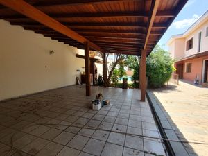 Image 22 - 825869