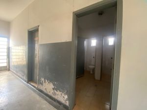 Image 4 - 825876