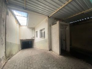Image 29 - 825876