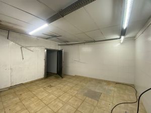 Image 37 - 825876