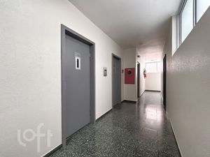 Image 31 - 825916
