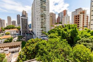 Image 6 - 826012