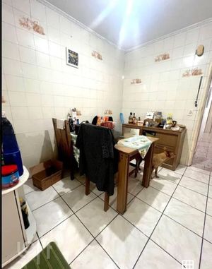 Image 3 - 826016