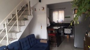 Image 4 - 826050