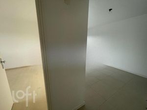 Image 8 - 826189