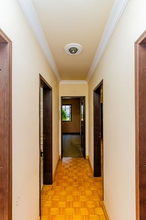 Image 8 - 826214