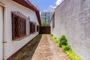 Image 43 - 826214