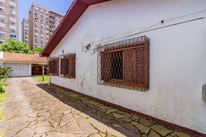 Image 44 - 826214