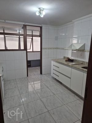 Image 25 - 826273