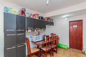 Image 6 - 826277