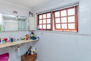 Image 38 - 826277