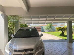 Image 13 - 826330