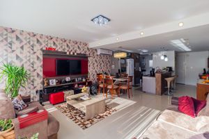 Image 1 - 826368