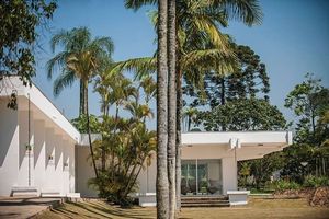 Image 17 - 826441