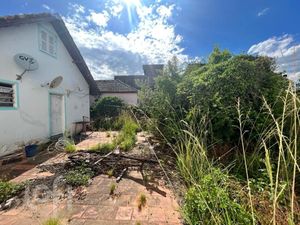Image 4 - 826549