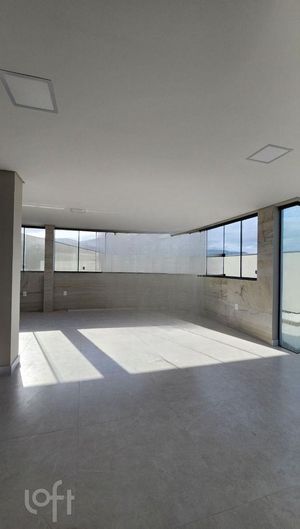 Image 16 - 826579