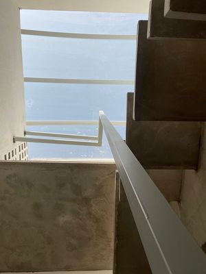 Image 8 - 826599