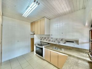 Image 3 - 826602
