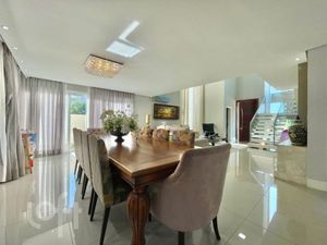 Image 9 - 826663