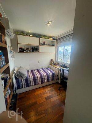 Image 16 - 826676