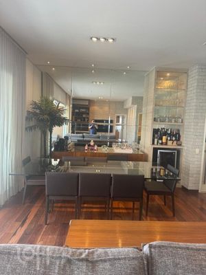 Image 2 - 826676