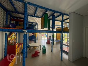 Image 27 - 826676
