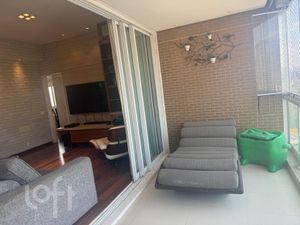 Image 8 - 826676