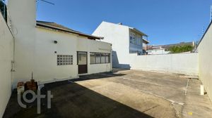 Image 37 - 826680