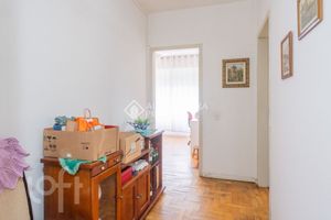 Image 4 - 826689