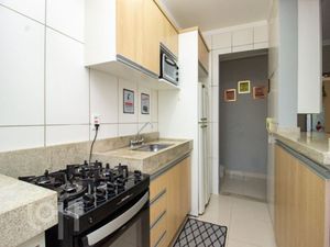 Image 9 - 826694