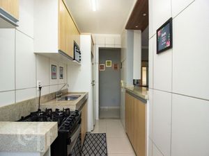 Image 8 - 826694