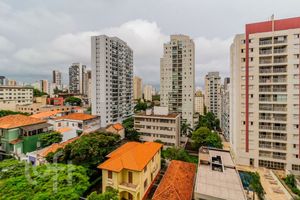 Image 12 - 826699