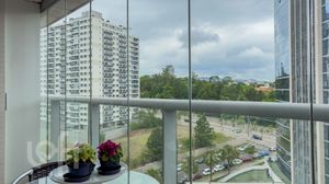 Image 22 - 826701