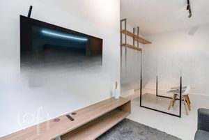 Image 3 - 826778