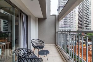 Image 15 - 826806