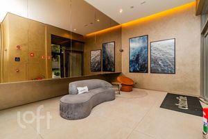 Image 19 - 826815