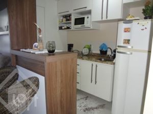 Image 3 - 826828