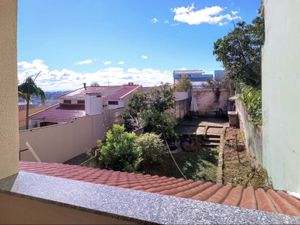 Image 13 - 826869