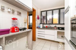Image 9 - 826897