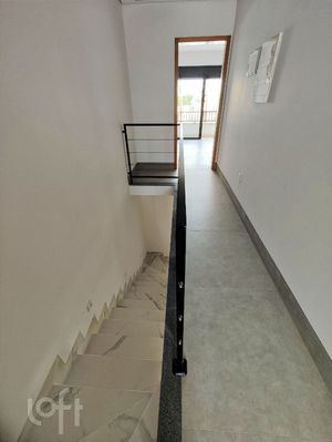 Image 3 - 826899