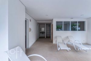 Image 50 - 826929