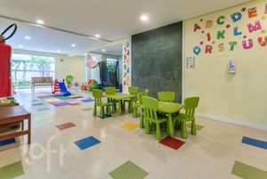 Image 49 - 826929