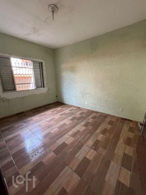 Image 3 - 826932