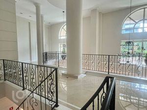 Image 31 - 826989