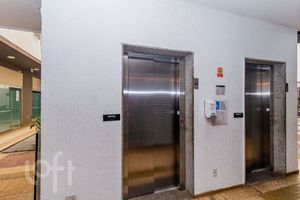 Image 34 - 827043