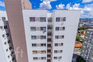 Image 7 - 827043