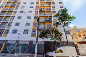 Image 38 - 827043