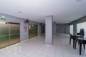 Image 49 - 827043
