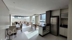 Image 14 - 827159